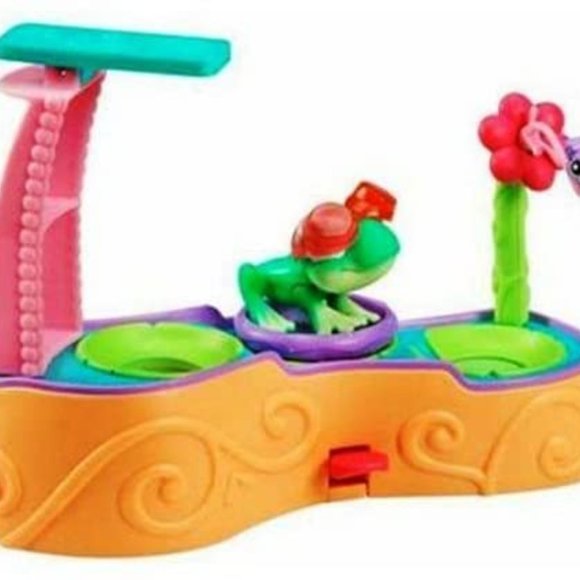 Littlest Pet Shop - "Leapin Lagoon" - Picture 2 of 5